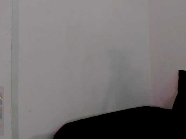 Liily-moore live cam preview