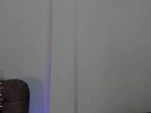 Liily-moore live cam preview