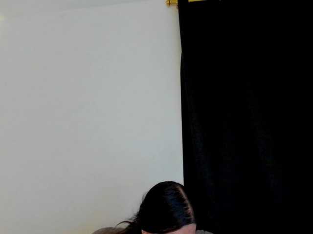 Liily-moore live cam on BongaCams