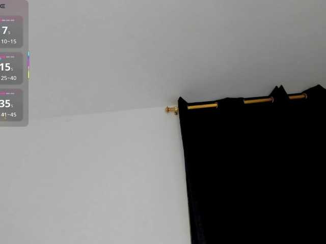 Liily-moore live cam on BongaCams