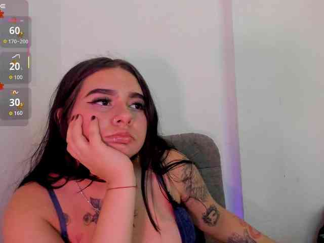 liily-moore's live room