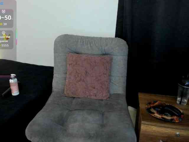 Liily-moore webcam