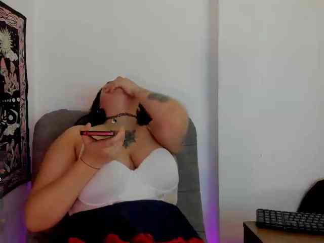 Liily-moore webcam