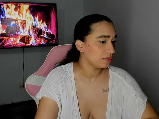 NABILA16 live cam on BongaCams