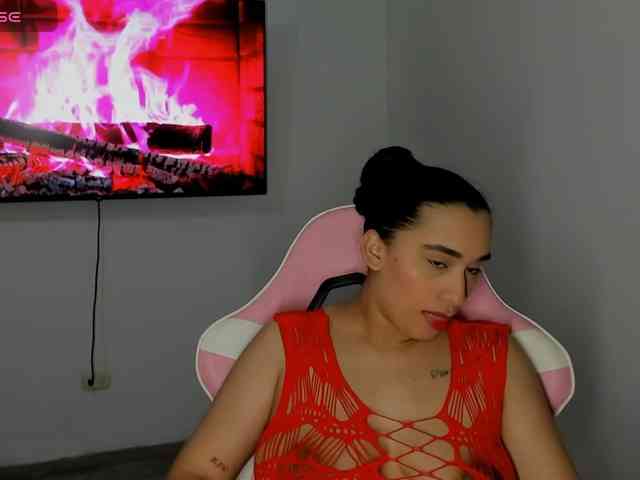 JADDE_LUXXY webcam