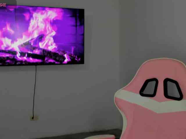 JADDE_LUXXY webcam