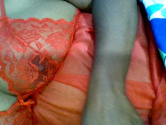 Saminahh live cam on BongaCams