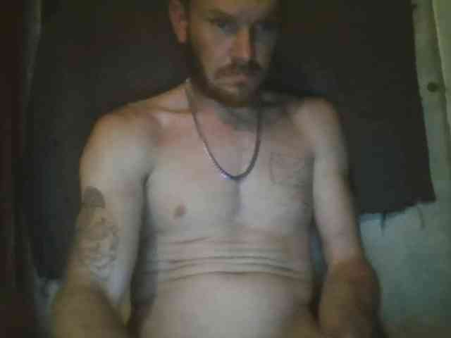 Errday23 Live Webcam on BongaCams