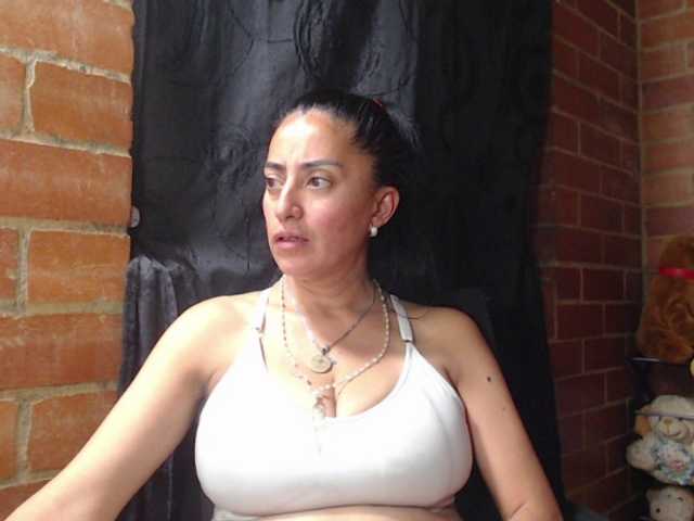 AlexandrinaFenix live cam preview