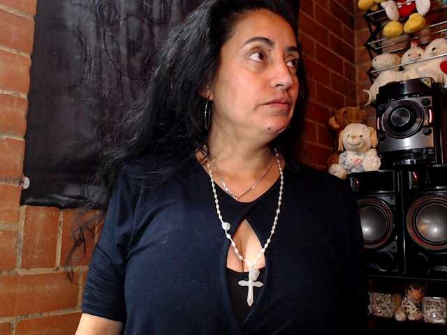 AlexandrinaFenix live cam on BongaCams