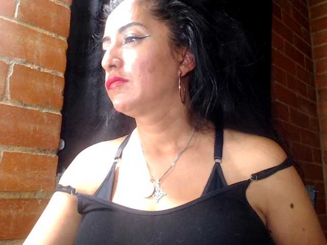 AlexandrinaFenix live cam on BongaCams