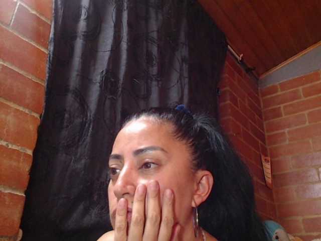 AlexandrinaFenix live cam on BongaCams