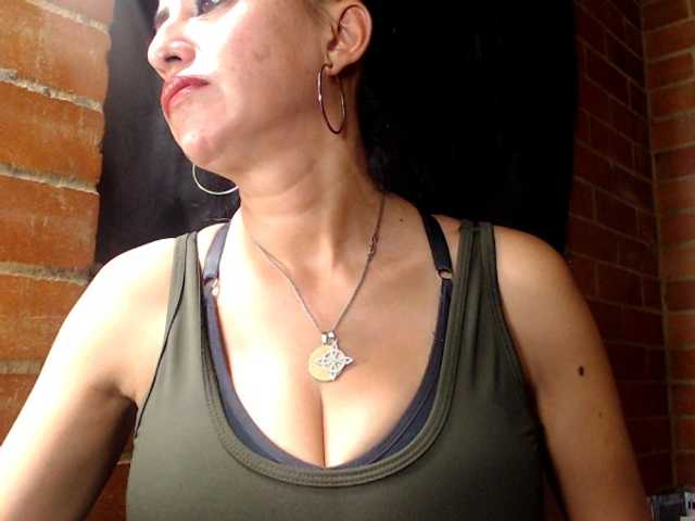 AlexandrinaFenix live cam on BongaCams