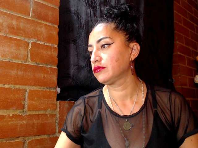 AlexandrinaFenix live cam on BongaCams