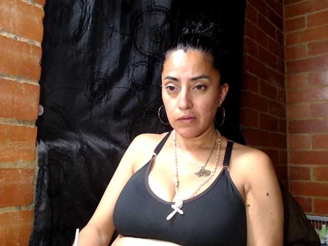 AlexandrinaFenix live cam preview