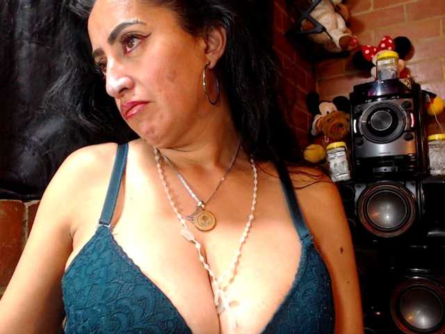 AlexandrinaFenix live cam on BongaCams