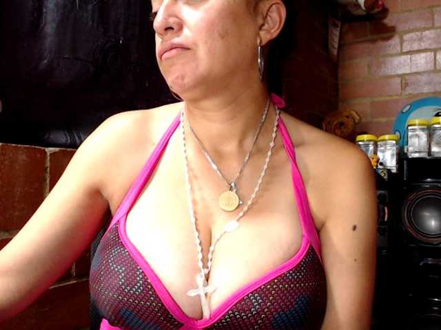 AlexandrinaFenix live cam on BongaCams