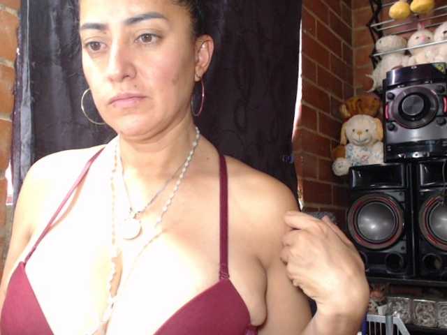 AlexandrinaFenix live cam on BongaCams