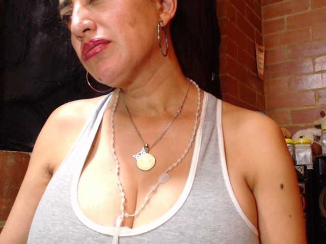 AlexandrinaFenix live cam on BongaCams