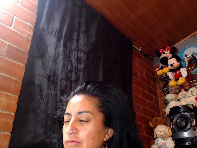 AlexandrinaFenix live cam on BongaCams
