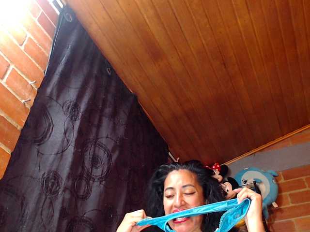 AlexandrinaFenix live cam on BongaCams