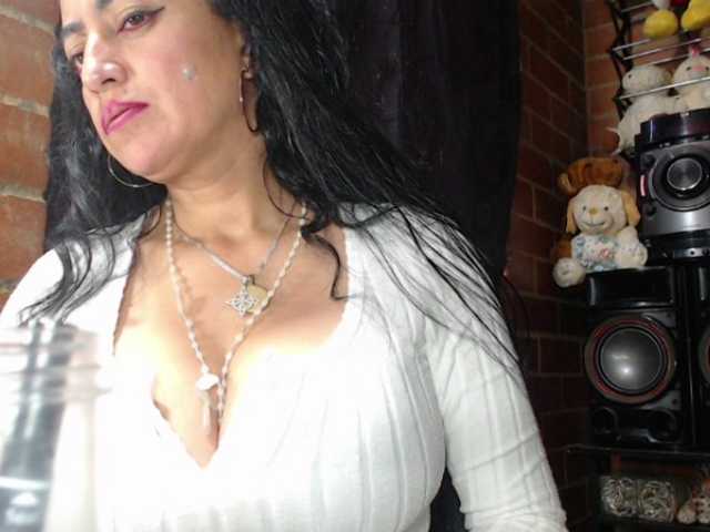 AlexandrinaFenix live cam on BongaCams