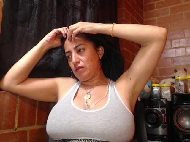 AlexandrinaFenix live cam on BongaCams
