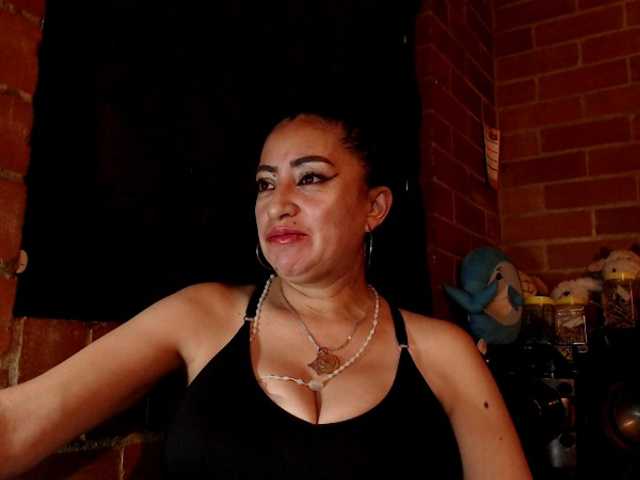 AlexandrinaFenix live cam on BongaCams