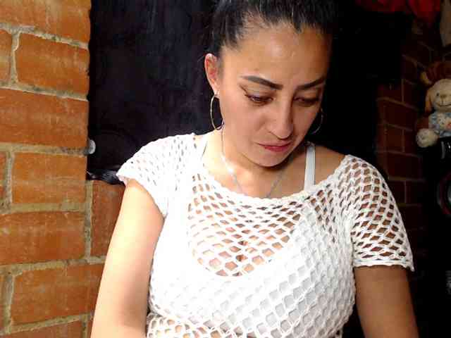 AlexandrinaFenix webcam