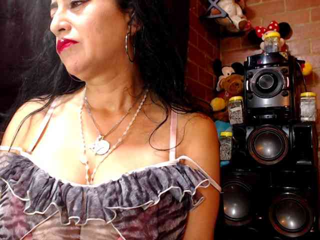 AlexandrinaFenix webcam