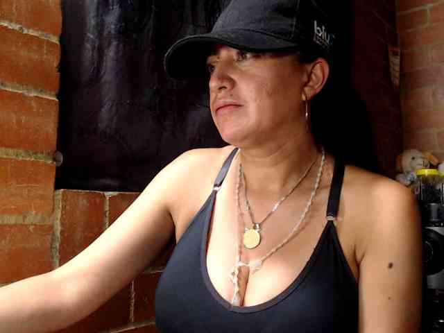 AlexandrinaFenix webcam