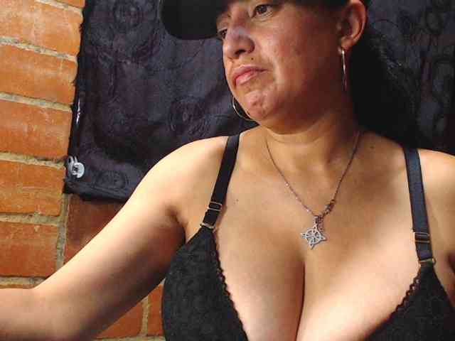 AlexandrinaFenix webcam