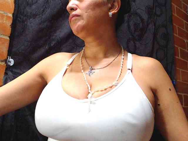 AlexandrinaFenix webcam