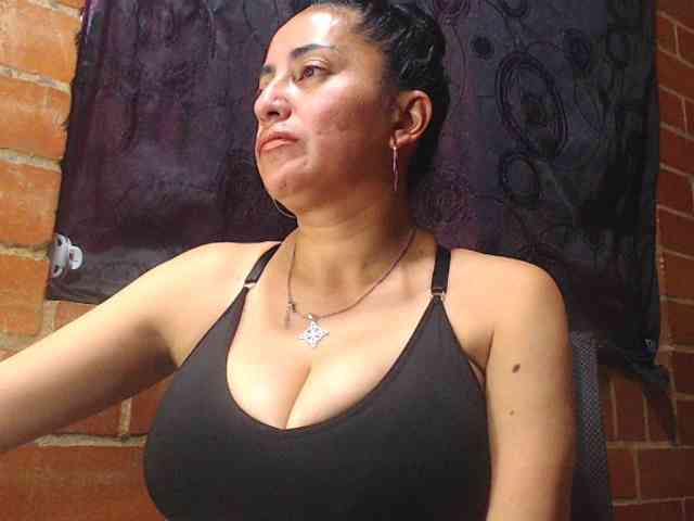 AlexandrinaFenix webcam