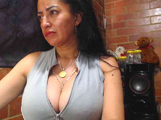 AlexandrinaFenix webcam
