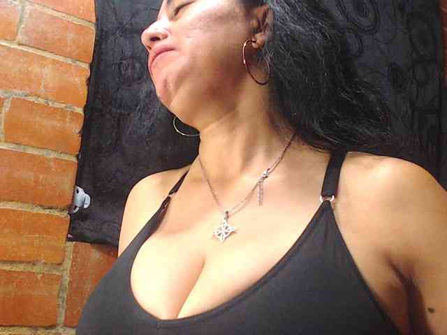 AlexandrinaFenix webcam