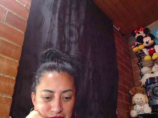 AlexandrinaFenix webcam
