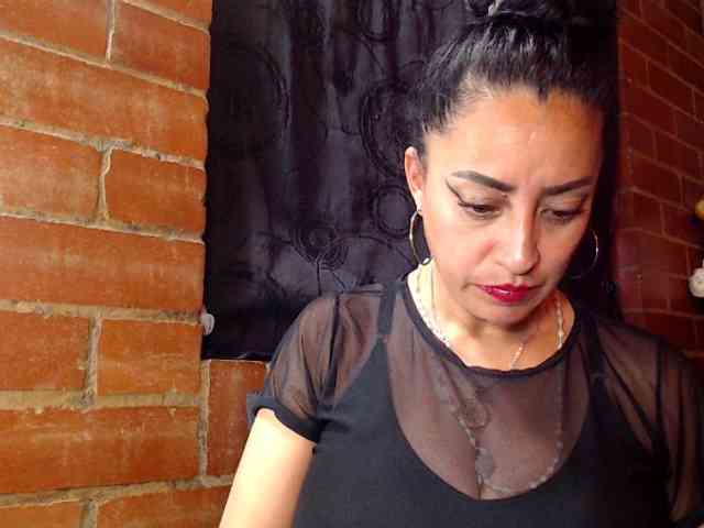 AlexandrinaFenix Live Webcam on BongaCams