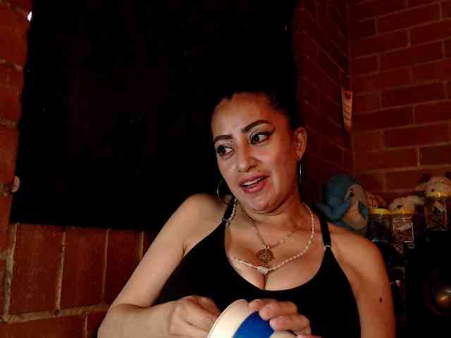 AlexandrinaFenix webcam