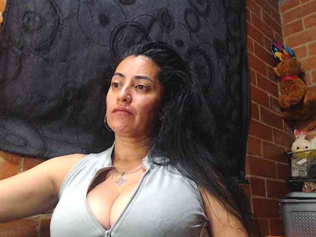 AlexandrinaFenix webcam