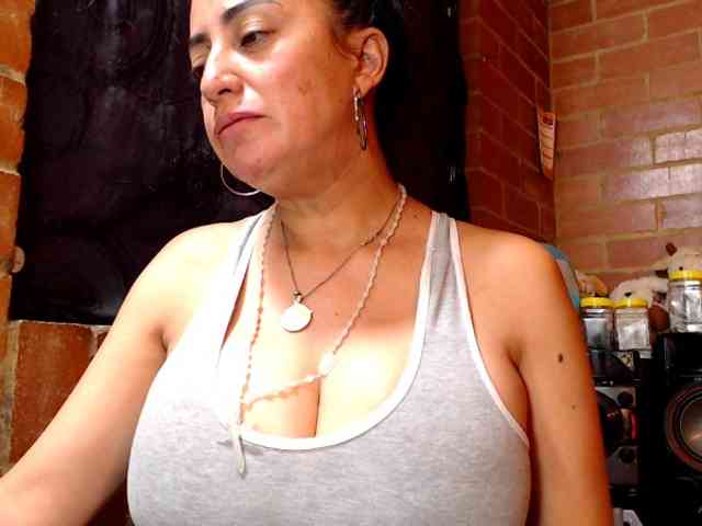 AlexandrinaFenix webcam