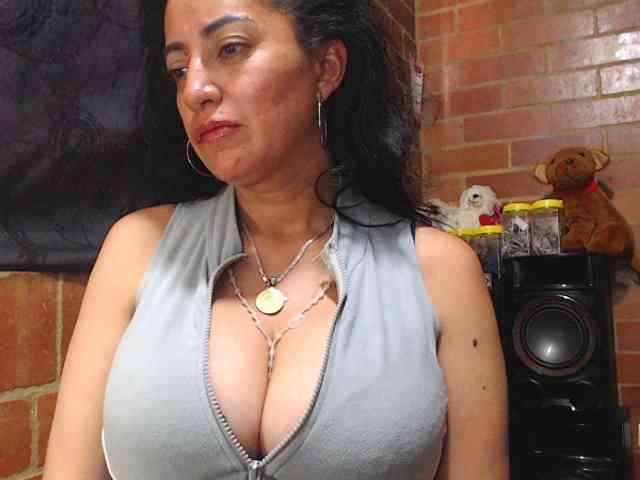 AlexandrinaFenix webcam