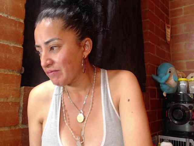 AlexandrinaFenix webcam