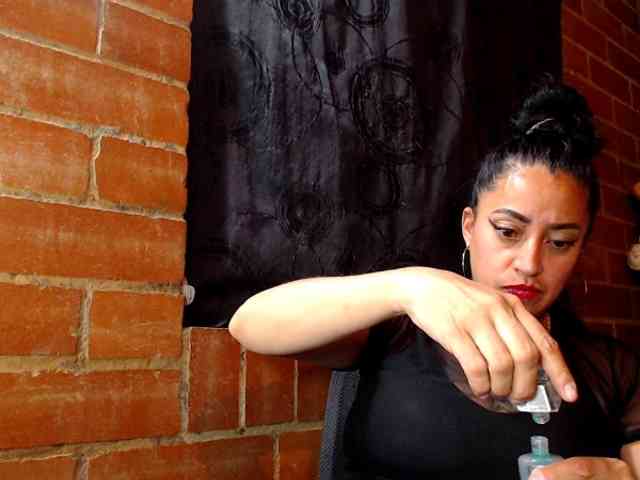AlexandrinaFenix Live Webcam on BongaCams