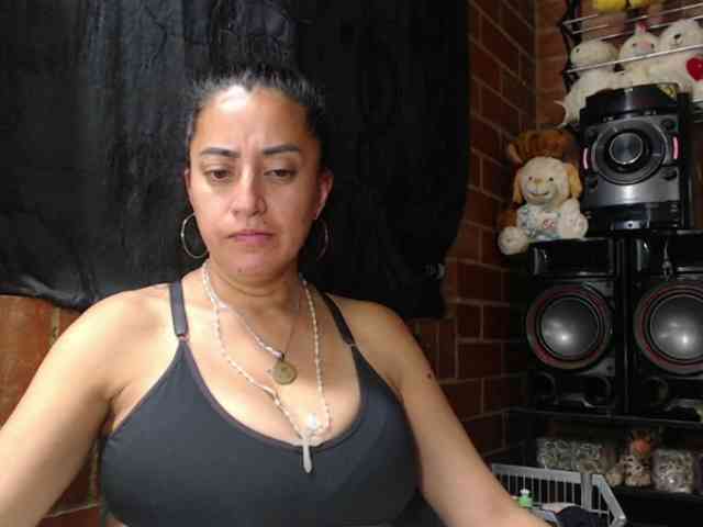 AlexandrinaFenix webcam