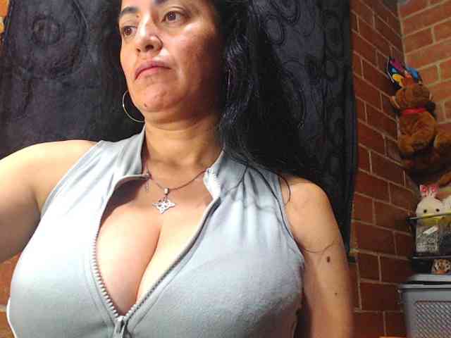 AlexandrinaFenix webcam