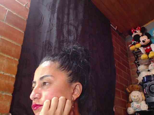 AlexandrinaFenix webcam