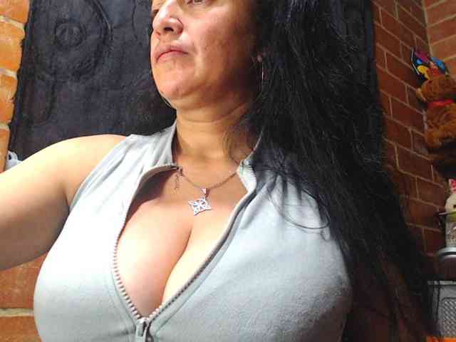 AlexandrinaFenix webcam