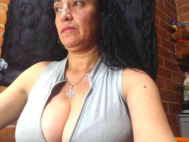 AlexandrinaFenix webcam