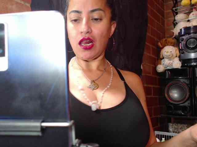 AlexandrinaFenix webcam